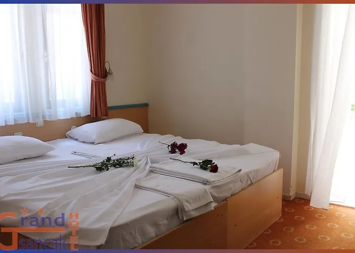 Hotel Grand Sancak 2*