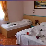Hotel Grand Sancak 2*