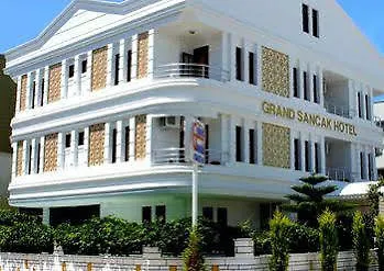 Grand Sancak Hotel 2*