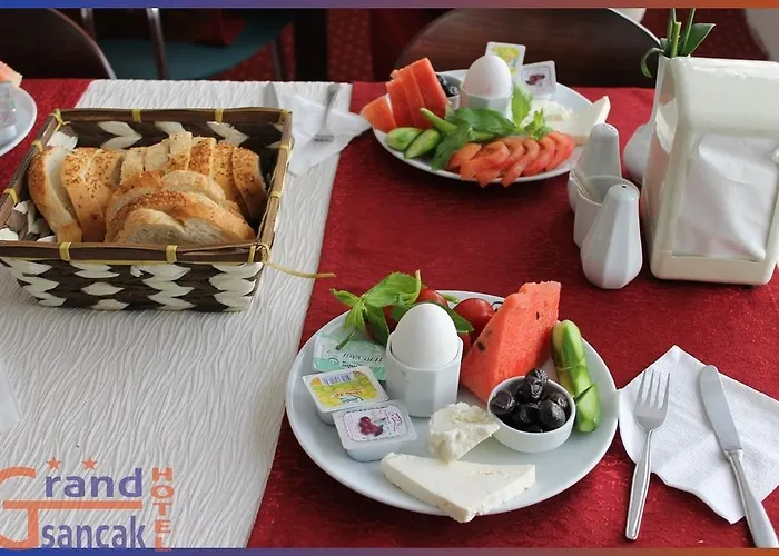 Hotel Grand Sancak 2*
